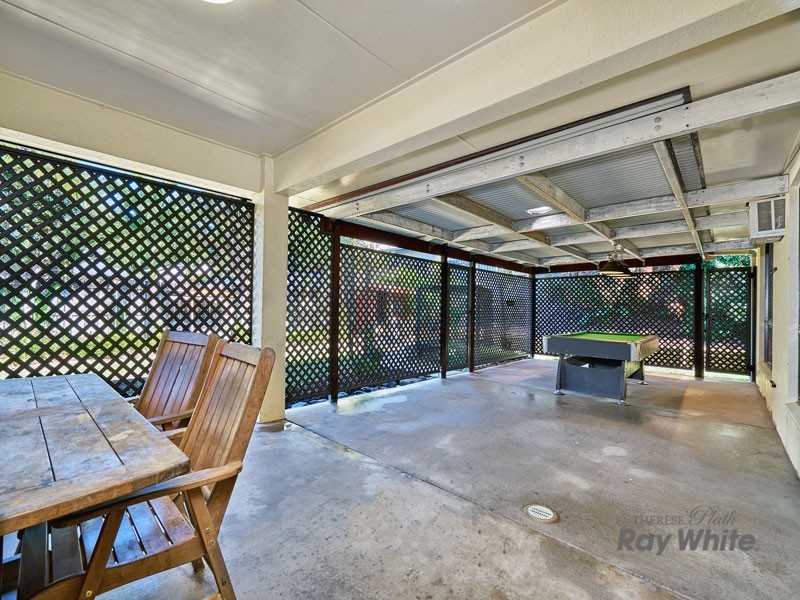 204 Timberlea Drive, Bentley Park QLD 4869