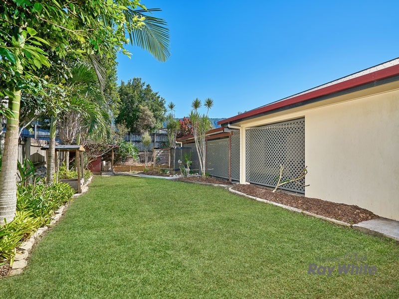 204 Timberlea Drive, Bentley Park QLD 4869