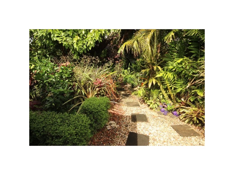 45 Phoenix Street, White Rock QLD 4868