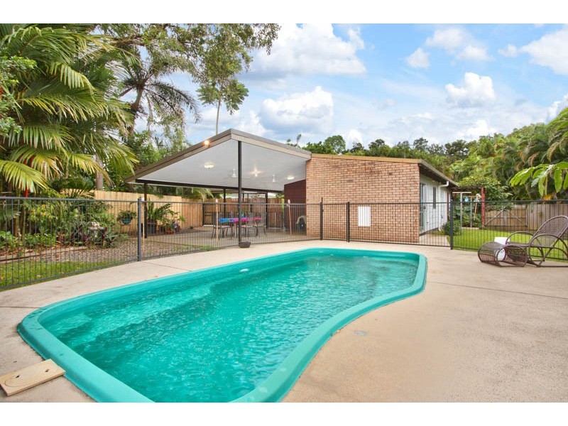 20 Windsor Close, Brinsmead QLD 4870
