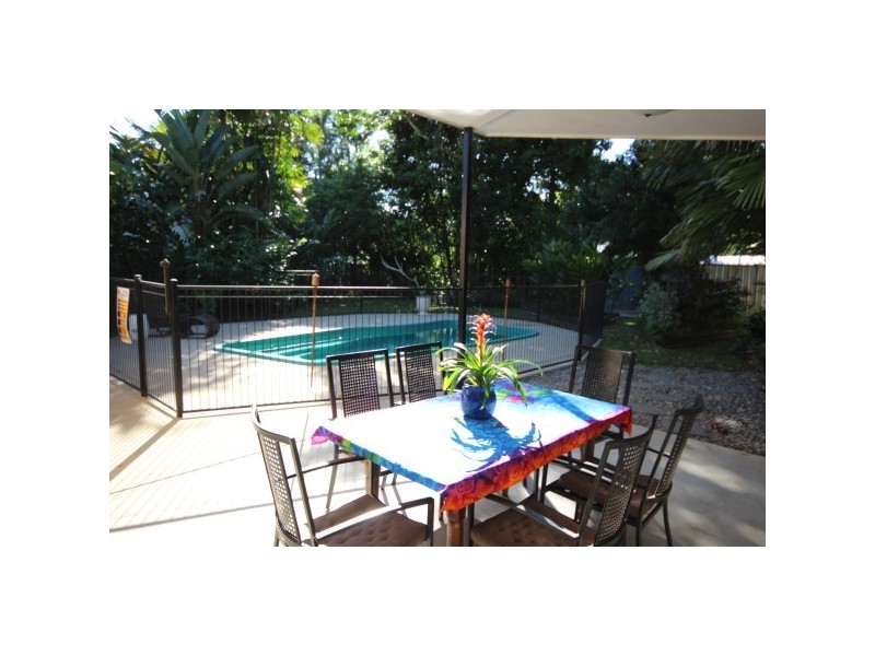 20 Windsor Close, Brinsmead QLD 4870