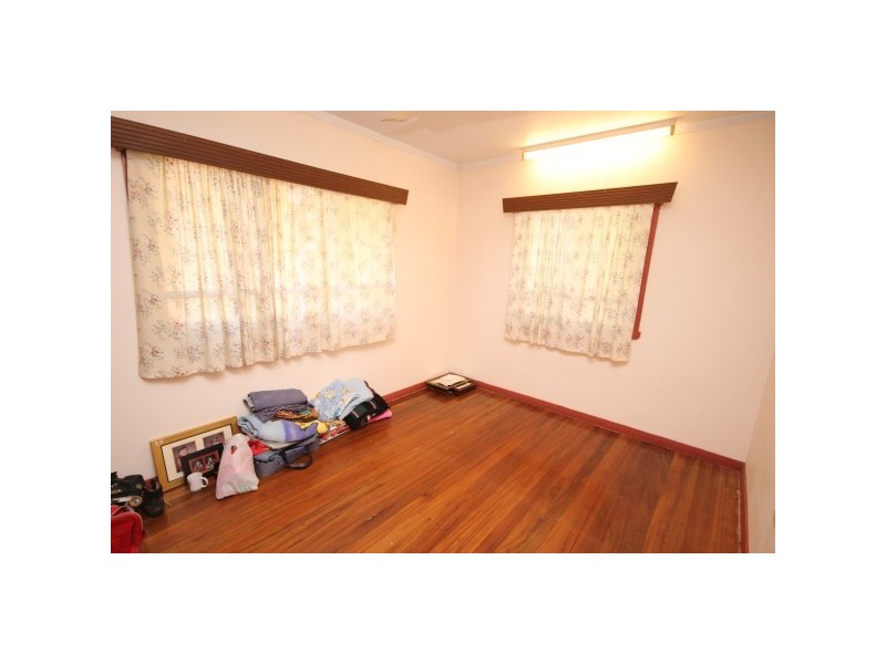 32 Barr Street, Edmonton QLD 4869