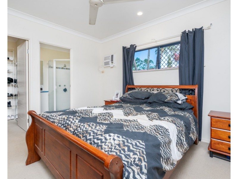 Bentley Park QLD 4869