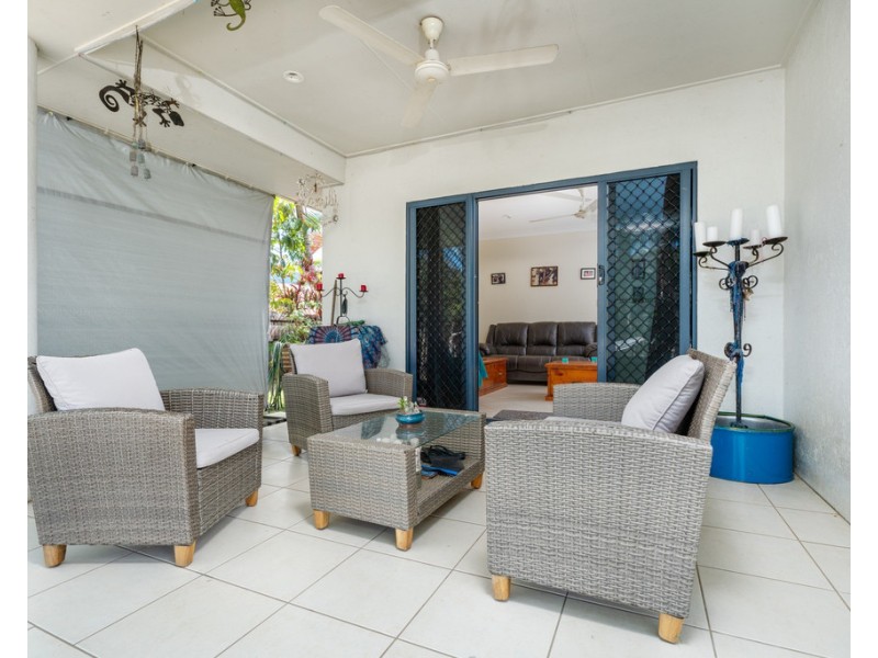 Bentley Park QLD 4869