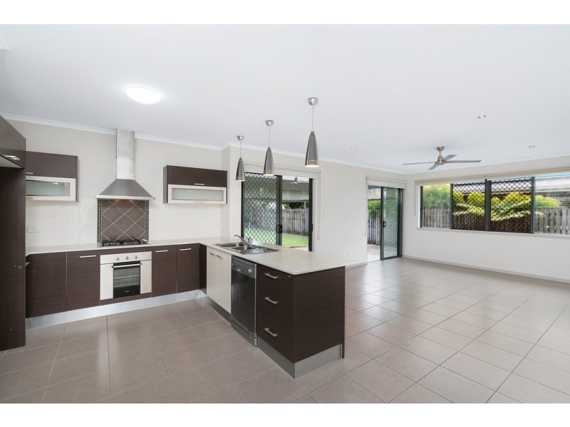 4 Mount Close, Edmonton QLD 4869