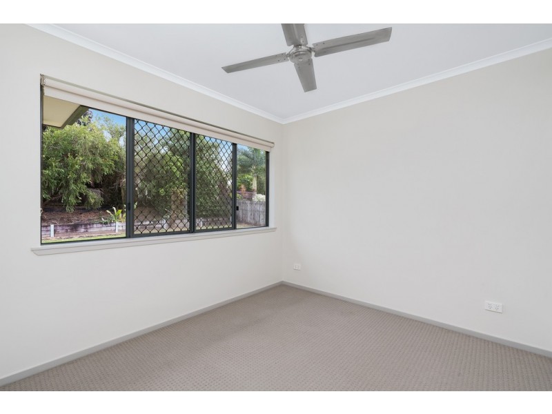 4 Mount Close, Edmonton QLD 4869