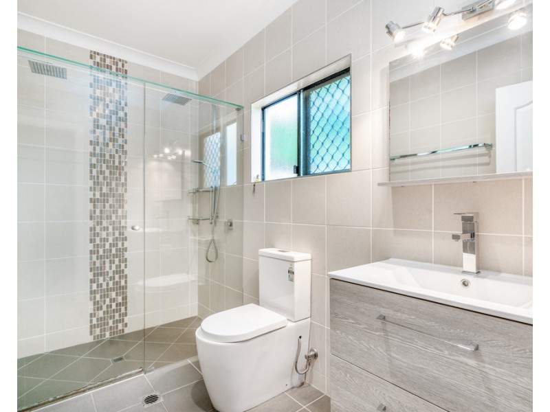 27 Archer Close, Mount Sheridan QLD 4868
