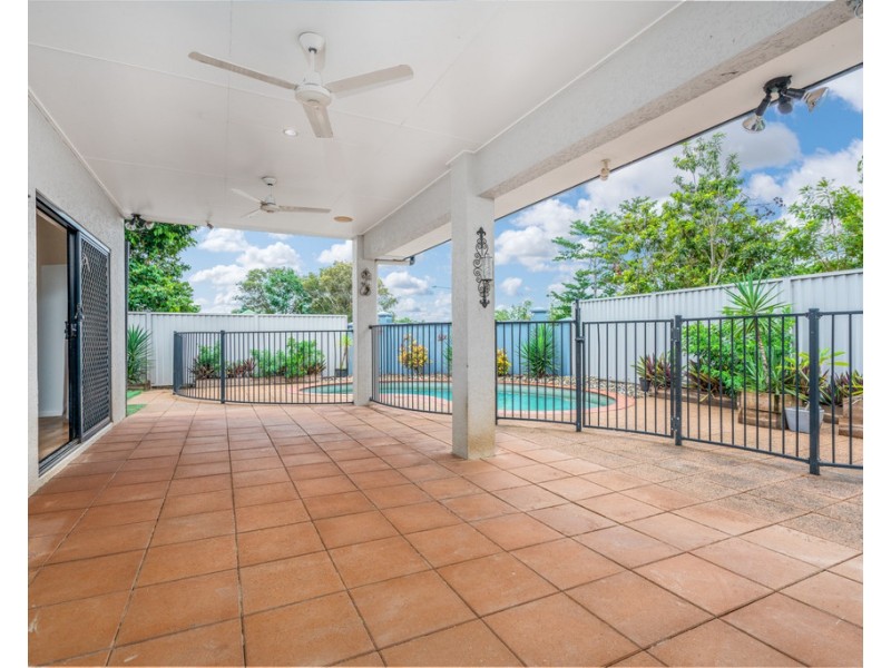 27 Archer Close, Mount Sheridan QLD 4868