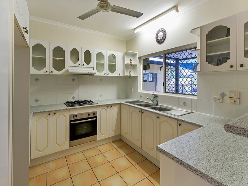 3 Dugong Close, Bentley Park QLD 4869