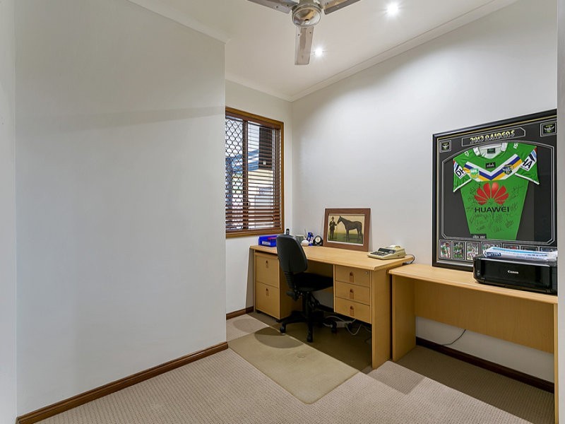 3 Dugong Close, Bentley Park QLD 4869