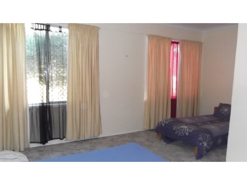 1 and 2/4 Alice Street, Tamworth NSW 2340