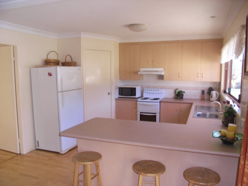 14 Duncan Street, Woolomin NSW 2340