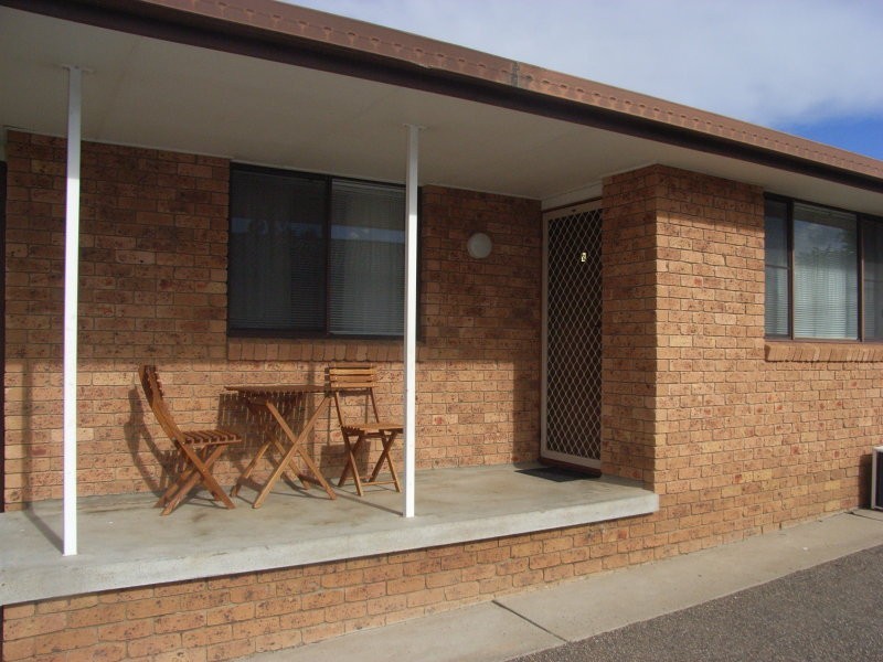 2/9 Karwin Street, Tamworth NSW 2340