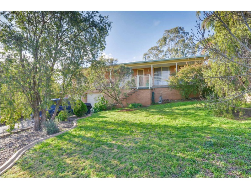 4 Salo Cresent, Calala NSW 2340