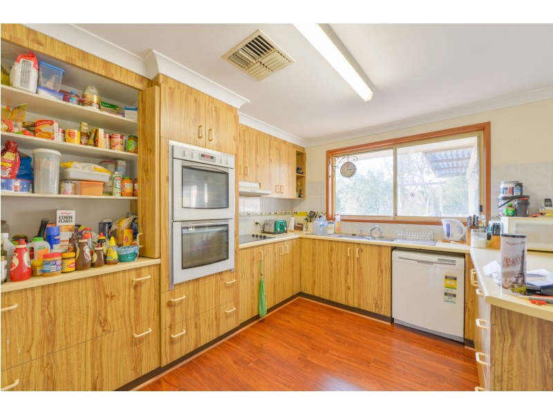 4 Salo Cresent, Calala NSW 2340