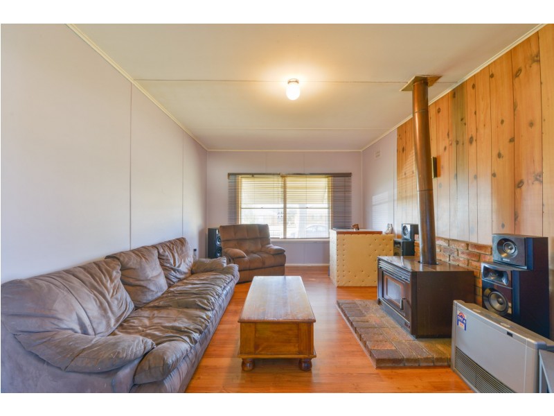 89 Robert Street, Tamworth NSW 2340