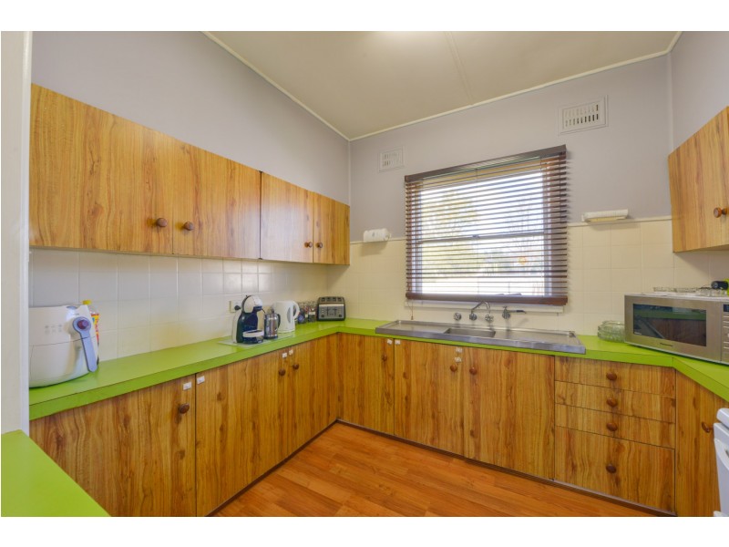 89 Robert Street, Tamworth NSW 2340