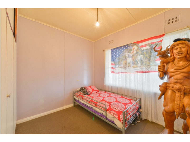 89 Robert Street, Tamworth NSW 2340