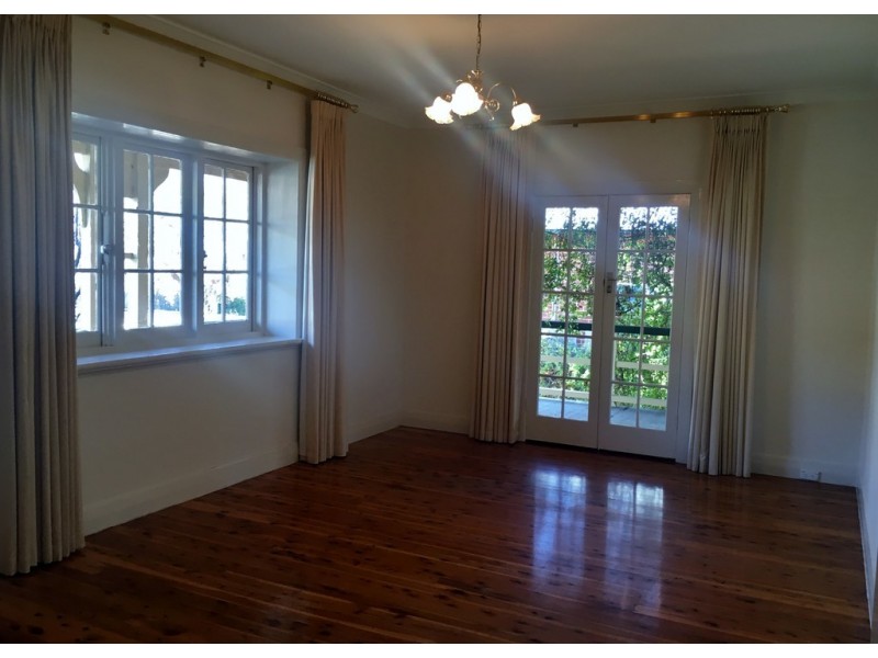 60 White Street, Tamworth NSW 2340