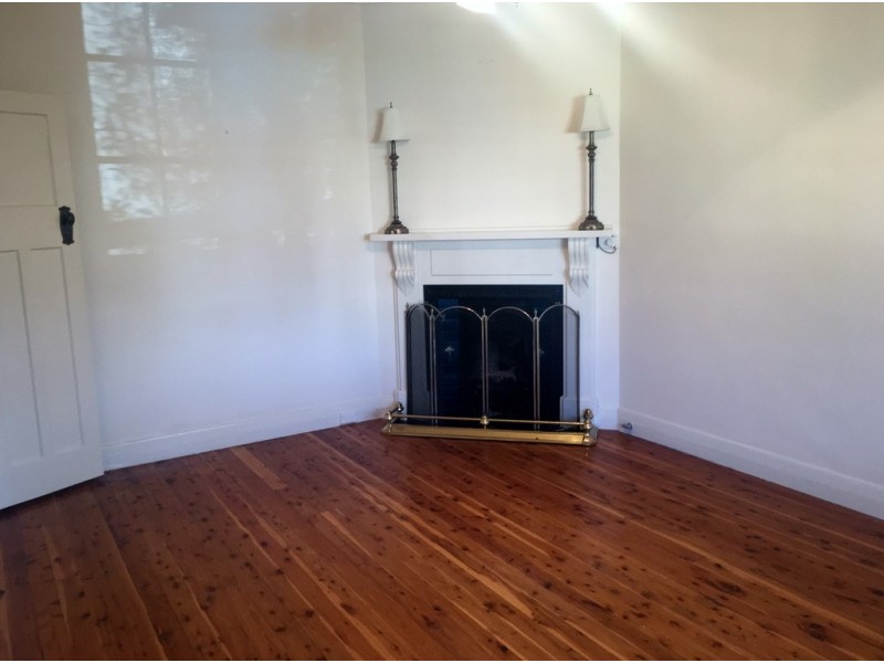 60 White Street, Tamworth NSW 2340