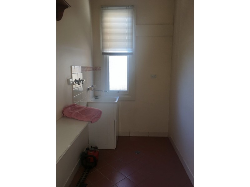 60 White Street, Tamworth NSW 2340