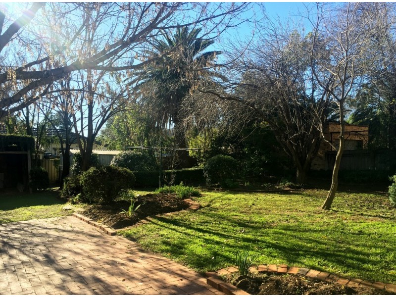 60 White Street, Tamworth NSW 2340