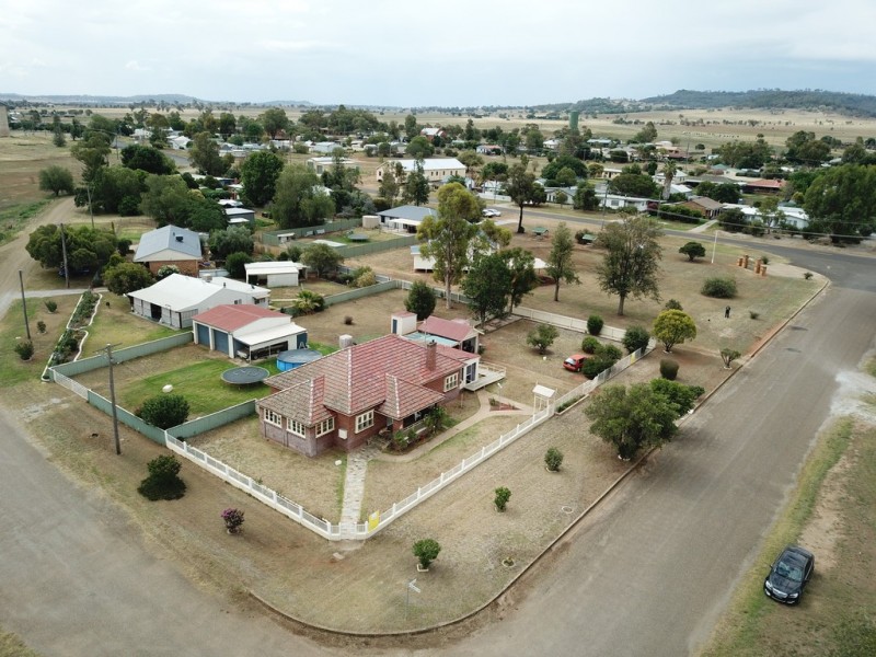 4 Palmer Street, Attunga NSW 2345