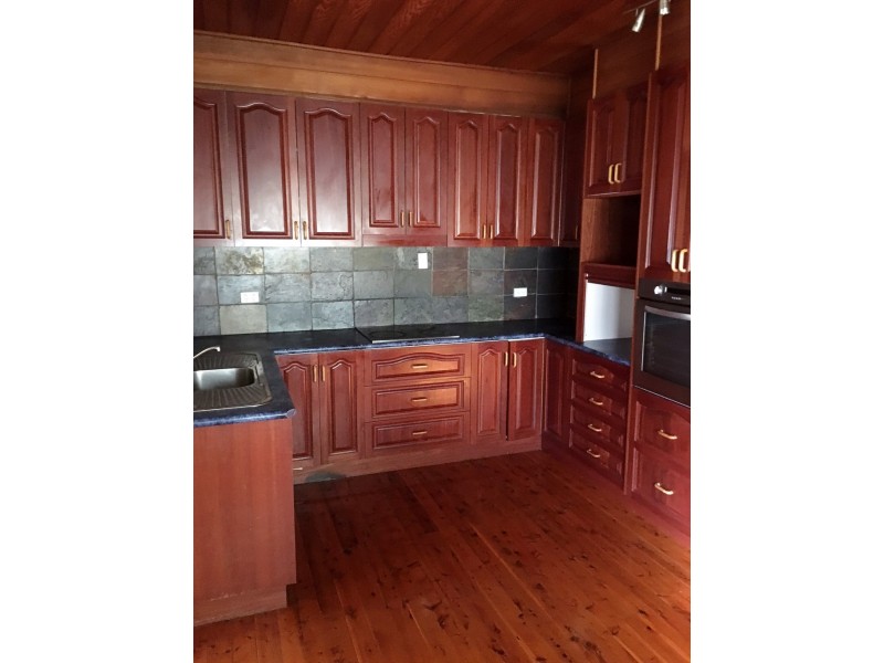 16 Duri Road, Tamworth NSW 2340