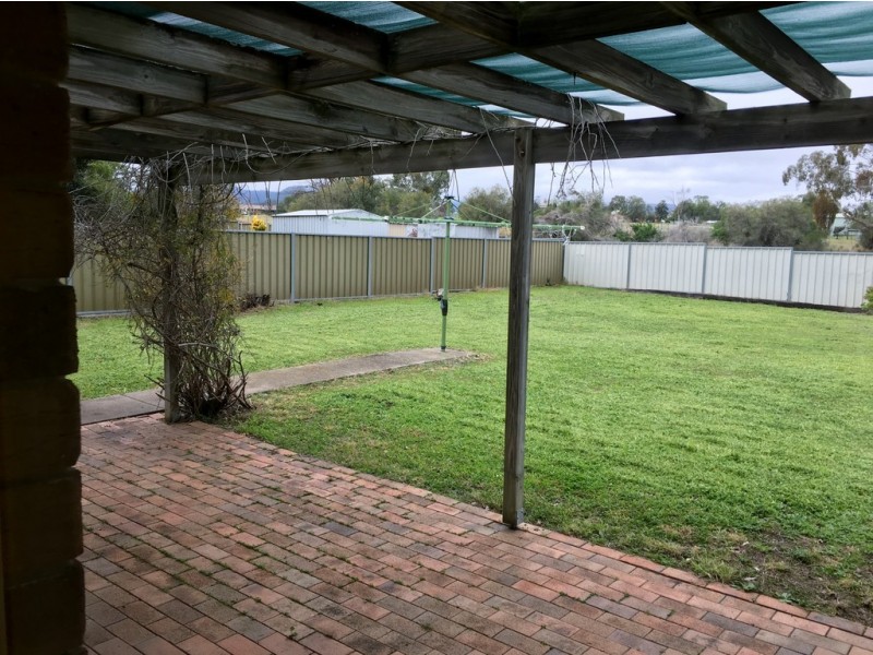 53 Carole Drive, Kootingal NSW 2352