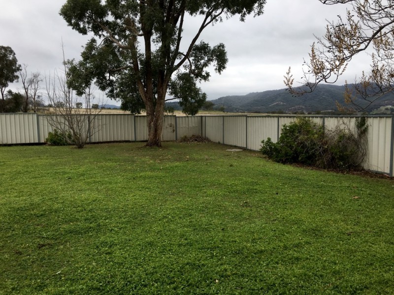 53 Carole Drive, Kootingal NSW 2352