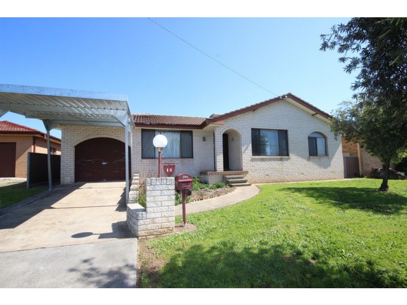 12 Edinburgh Street, Tamworth NSW 2340