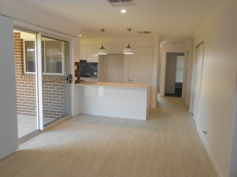 27 Kingham Street, Tamworth NSW 2340