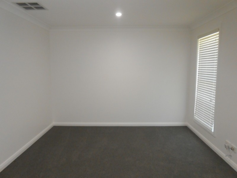 27 Kingham Street, Tamworth NSW 2340