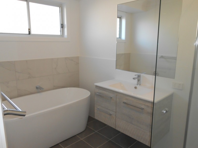 27 Kingham Street, Tamworth NSW 2340