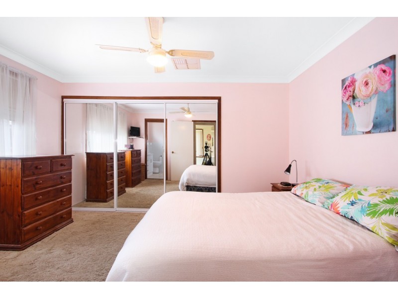 10 The Mews, Tamworth NSW 2340