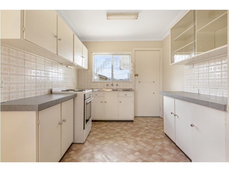 27 Kurrawan Street, Tamworth NSW 2340