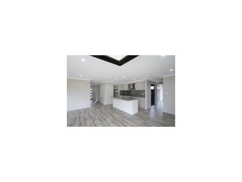 17 Wagtail Close, Tamworth NSW 2340