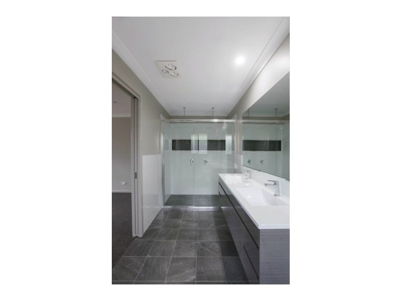 17 Wagtail Close, Tamworth NSW 2340