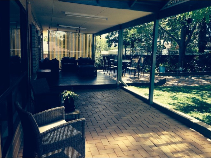 5 Coolabah Close, Tamworth NSW 2340
