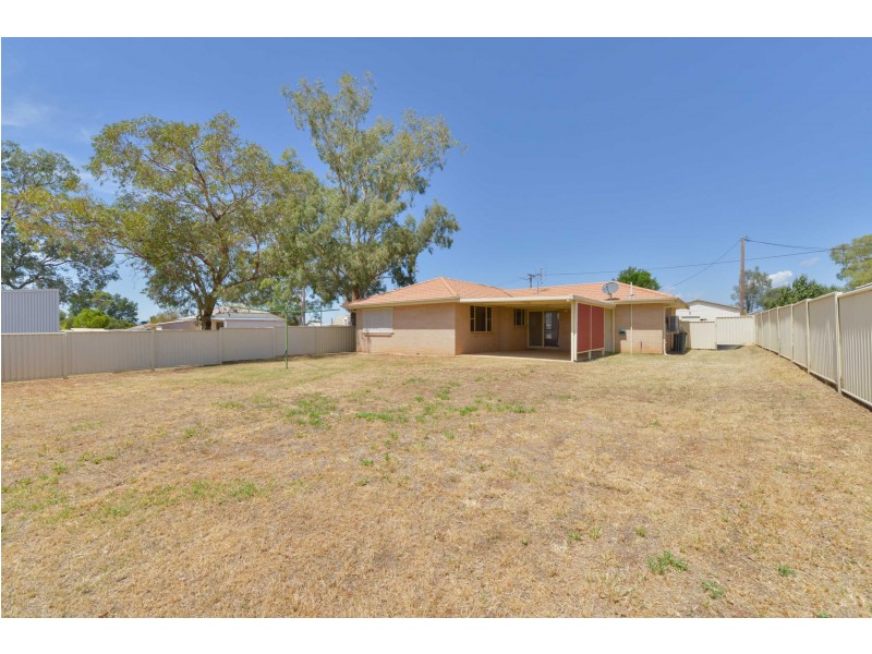 20 Mitchell Street, Tamworth NSW 2340