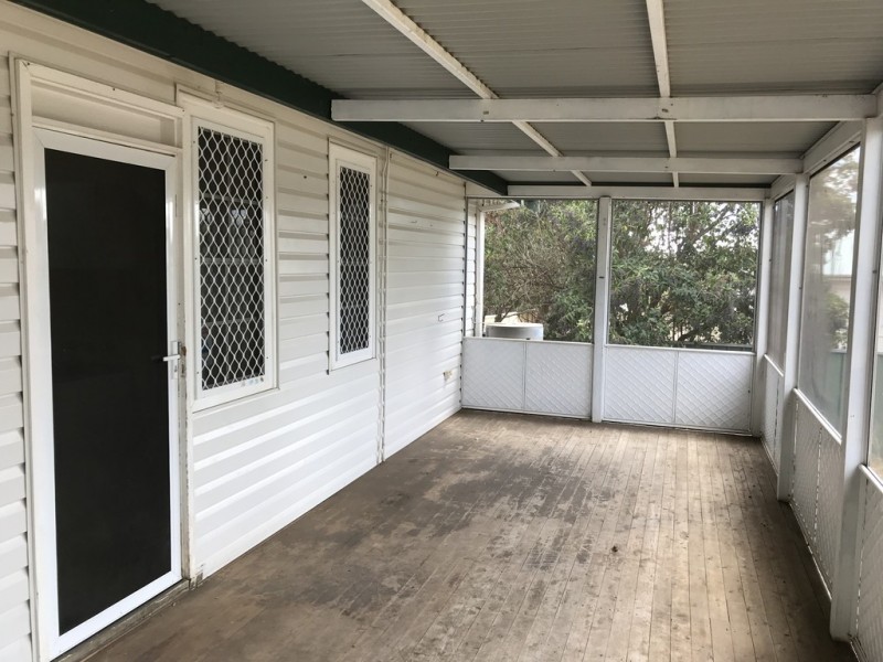 100 Petra Avenue, Tamworth NSW 2340