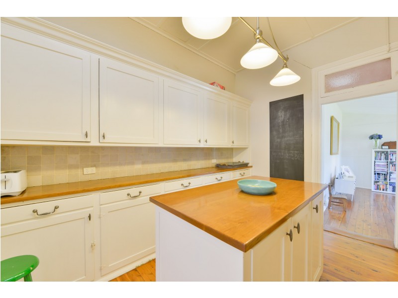 161 Carthage Street, Tamworth NSW 2340