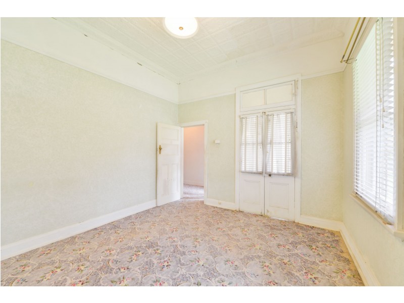 107 Carthage Street, Tamworth NSW 2340