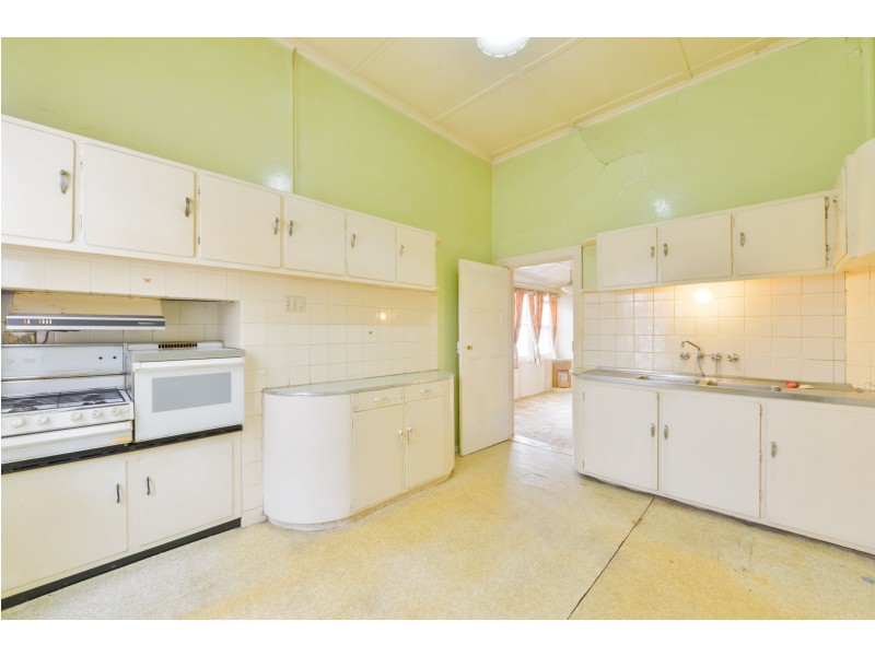 107 Carthage Street, Tamworth NSW 2340