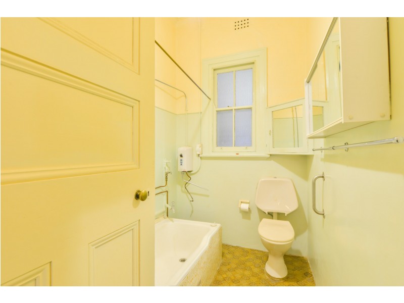 107 Carthage Street, Tamworth NSW 2340