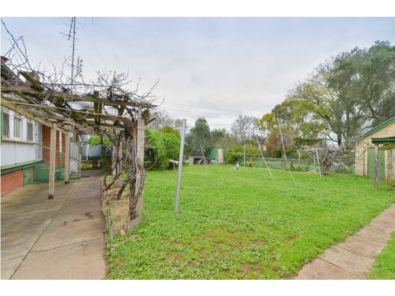 107 Carthage Street, Tamworth NSW 2340