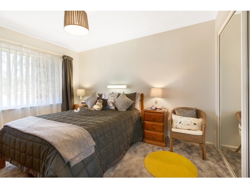 8 Murrawai Street, Tamworth NSW 2340