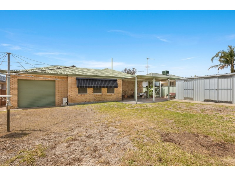 8 Murrawai Street, Tamworth NSW 2340