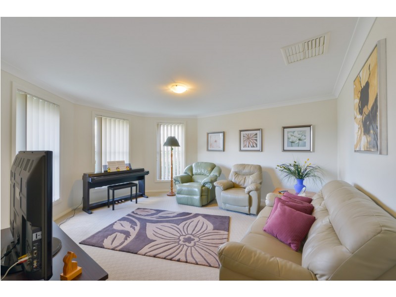 77 The Heights, Tamworth NSW 2340