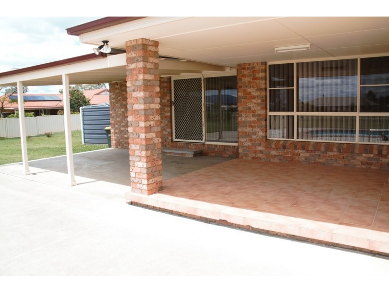 6 Robertson Place, Kingswood NSW 2340
